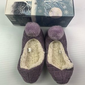Totes women’s slippers sandals size 7-8